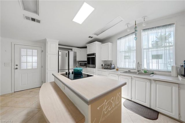 600 Woodwyn CT, North Port, FL 34287