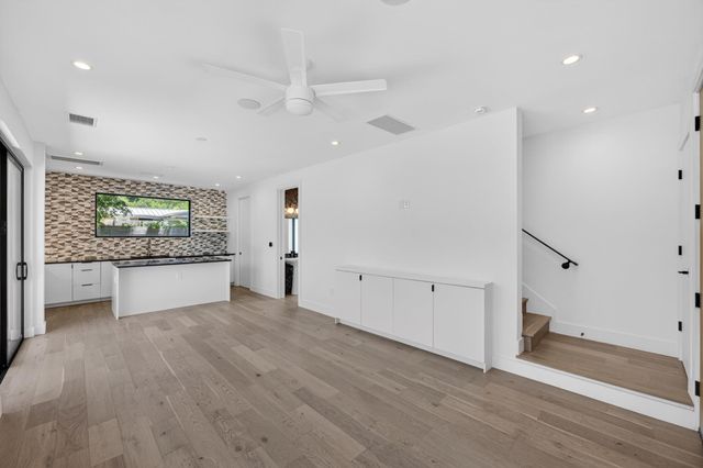 4604 S 2nd ST 2, Austin, TX 78745