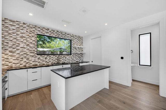4604 S 2nd ST 2, Austin, TX 78745