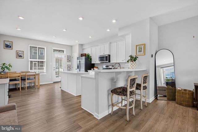 25 SIDNEY LN, Stratford, NJ 08084