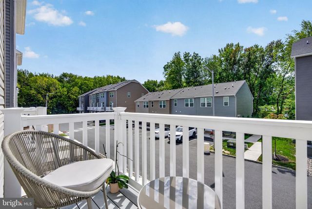 25 SIDNEY LN, Stratford, NJ 08084