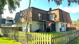 34 Springwood Square, Port Orange, FL 32129