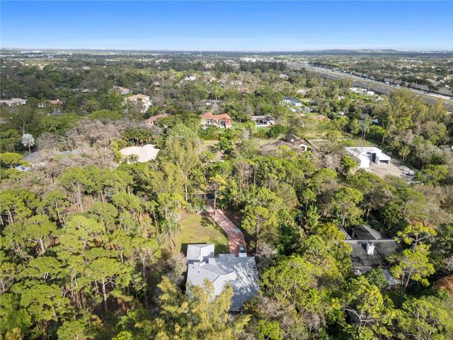 5889 NW 66th Avenue, Parkland, FL 33067