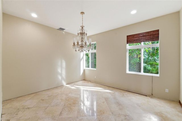 5889 NW 66th Avenue, Parkland, FL 33067