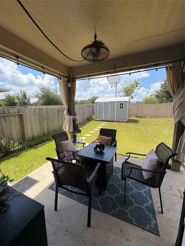 2418 Palisade Crest Drive, Rosharon, TX 77583