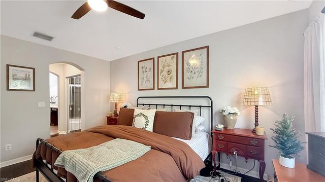 9762 Roundstone CIR, Fort Myers, FL 33967