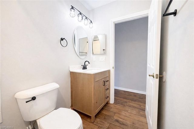 9762 Roundstone CIR, Fort Myers, FL 33967