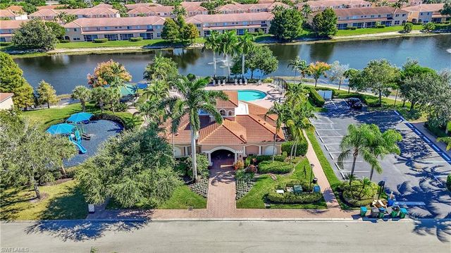 9762 Roundstone CIR, Fort Myers, FL 33967