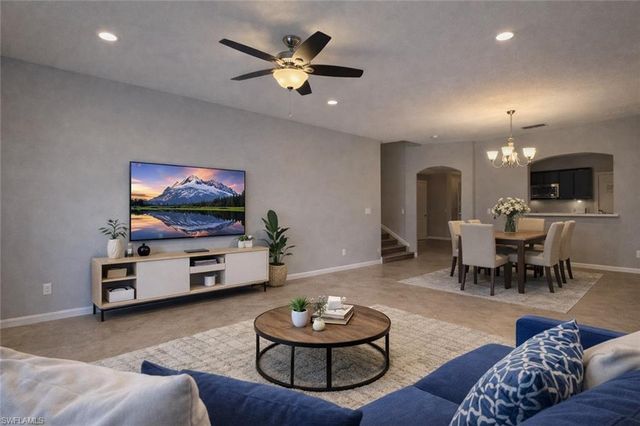 9762 Roundstone CIR, Fort Myers, FL 33967