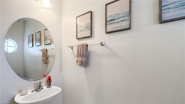 9762 Roundstone CIR, Fort Myers, FL 33967