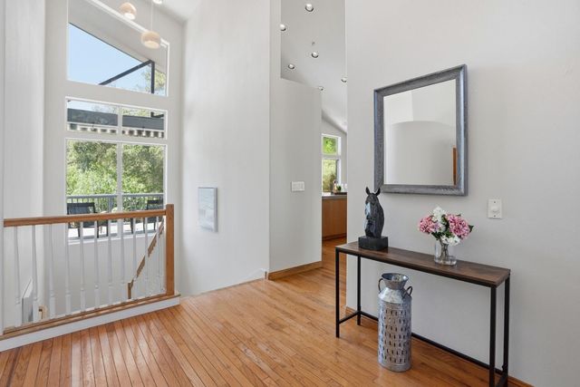 24035 Stage Stop Way, Los Gatos, CA 95033