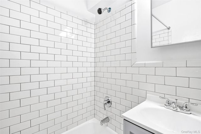 3201 Grand Concourse 6M, Bronx, NY 10468