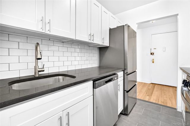 3201 Grand Concourse 6M, Bronx, NY 10468