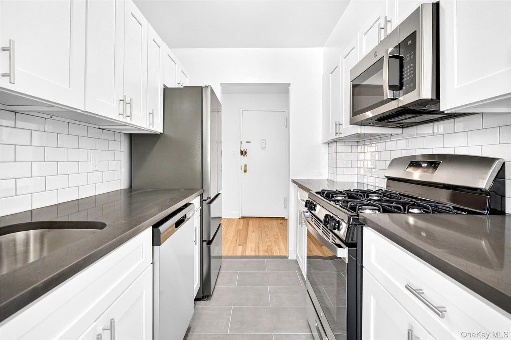 3201 Grand Concourse 6M, Bronx, NY 10468 — photo 5
