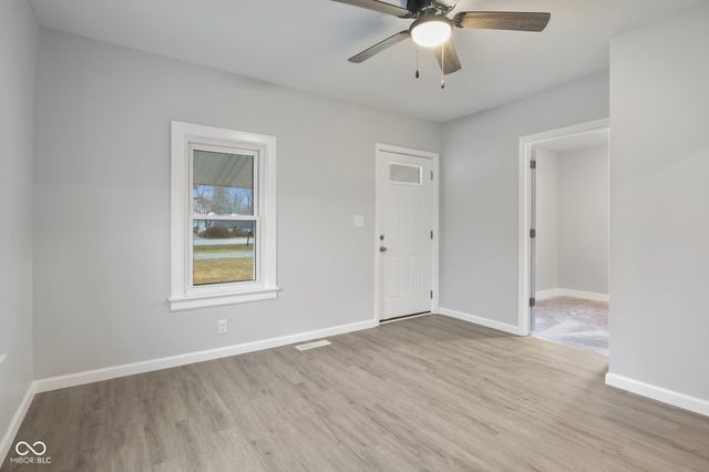 4492 State Road 32 Road E, Chesterfield, IN 46017