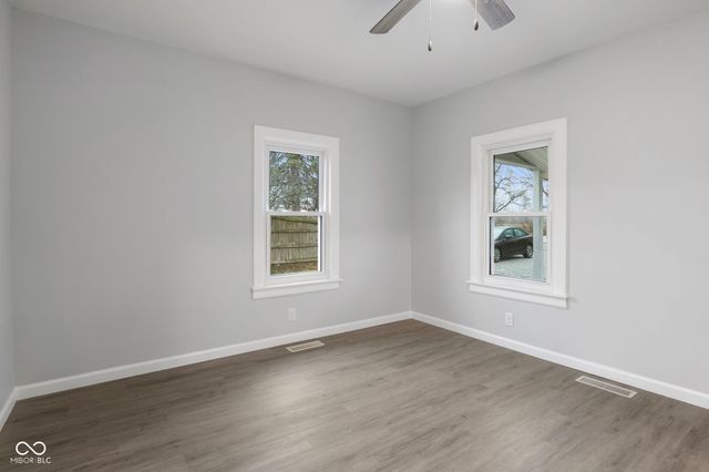 4492 State Road 32 Road E, Chesterfield, IN 46017