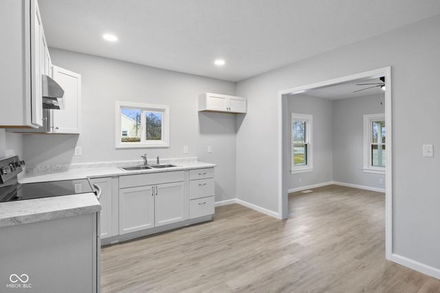 4492 State Road 32 Road E, Chesterfield, IN 46017