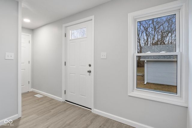 4492 State Road 32 Road E, Chesterfield, IN 46017