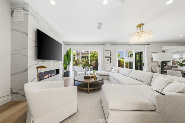 123 salt spring, Irvine, CA 92602