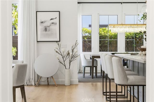123 salt spring, Irvine, CA 92602