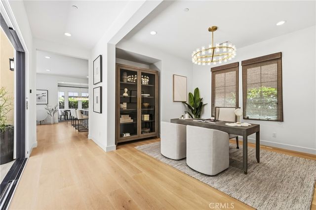 123 salt spring, Irvine, CA 92602