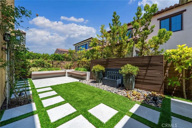 123 salt spring, Irvine, CA 92602