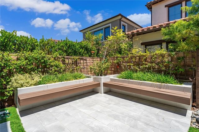 123 salt spring, Irvine, CA 92602