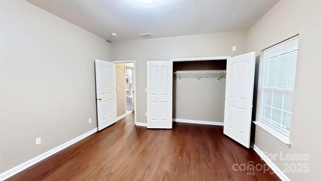 2442 Windsor Chase Drive, Matthews, NC 28105