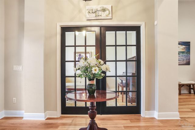 2443 Bowling Green Way, Cantonment, FL 32533