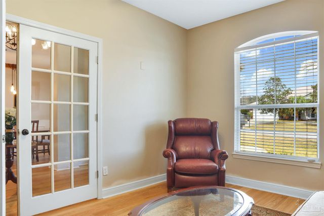 2443 Bowling Green Way, Cantonment, FL 32533