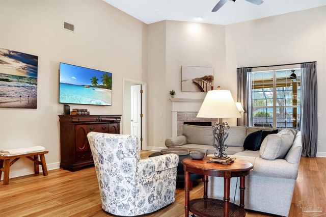 2443 Bowling Green Way, Cantonment, FL 32533