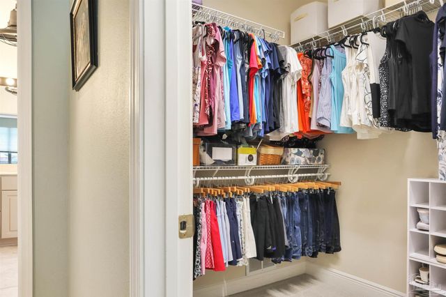 2443 Bowling Green Way, Cantonment, FL 32533