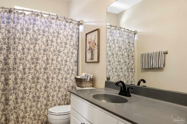 2443 Bowling Green Way, Cantonment, FL 32533