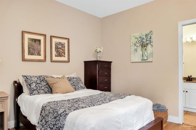 2443 Bowling Green Way, Cantonment, FL 32533