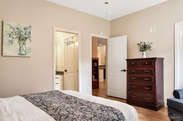 2443 Bowling Green Way, Cantonment, FL 32533