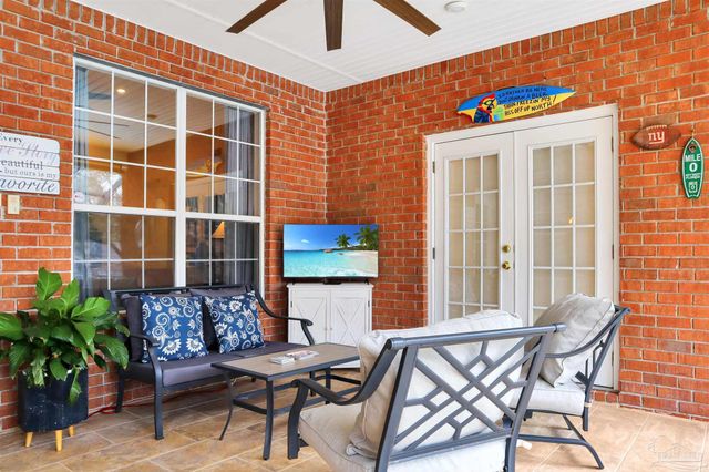 2443 Bowling Green Way, Cantonment, FL 32533