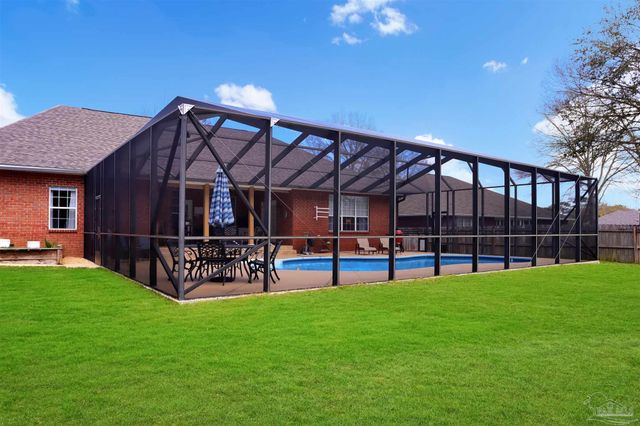 2443 Bowling Green Way, Cantonment, FL 32533