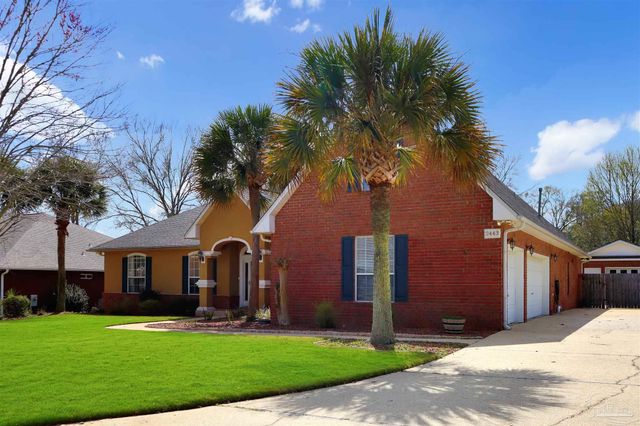 2443 Bowling Green Way, Cantonment, FL 32533