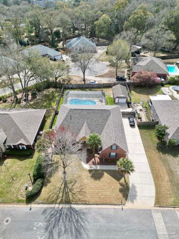 2443 Bowling Green Way, Cantonment, FL 32533