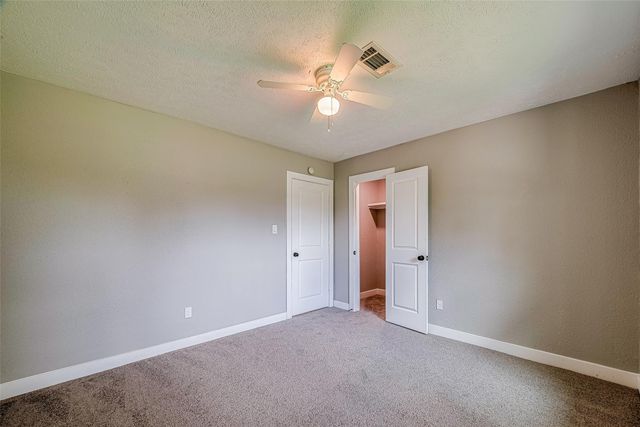 3407 Coachlight Lane, Baytown, TX 77521