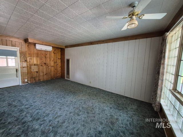 1824 Everett St, Caldwell, ID 83605