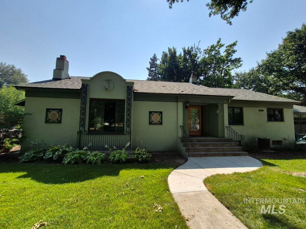 1824 Everett St, Caldwell, ID 83605 photo 1