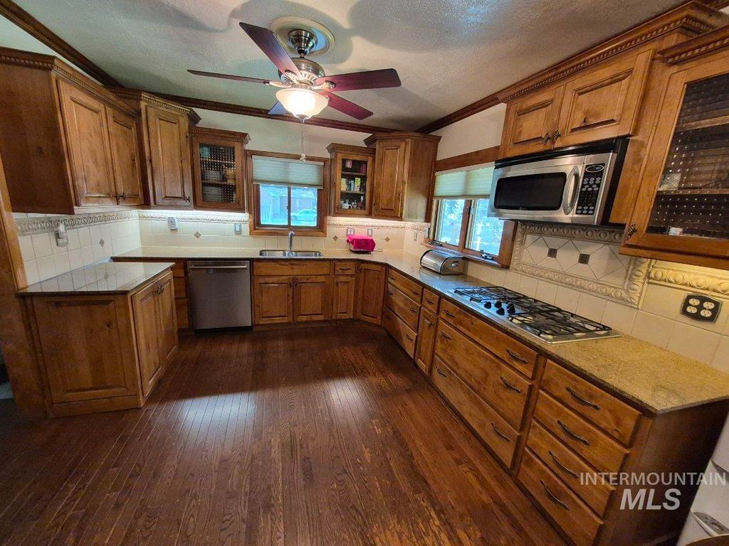 1824 Everett St, Caldwell, ID 83605 photo 5