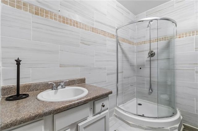 116 Spring Way Square, Canton, GA 30114