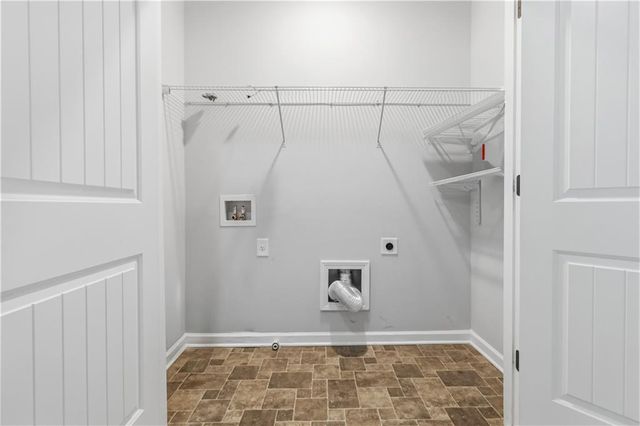 116 Spring Way Square, Canton, GA 30114