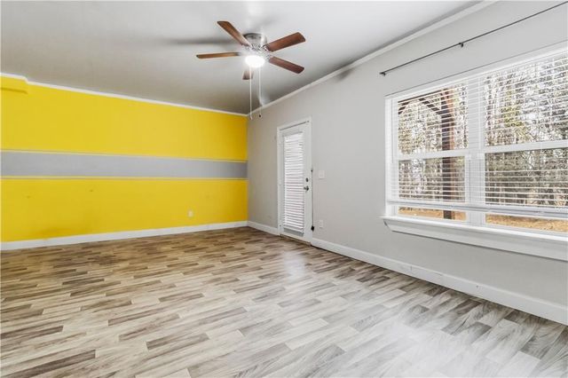 116 Spring Way Square, Canton, GA 30114