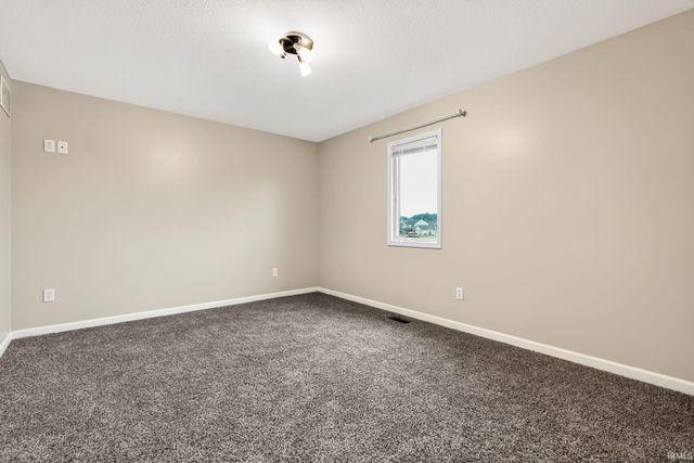 1834 Shakespeare Boulevard, Fort Wayne, IN 46818