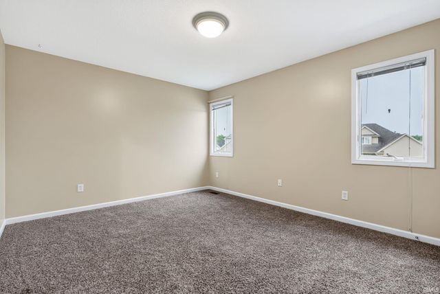 1834 Shakespeare Boulevard, Fort Wayne, IN 46818