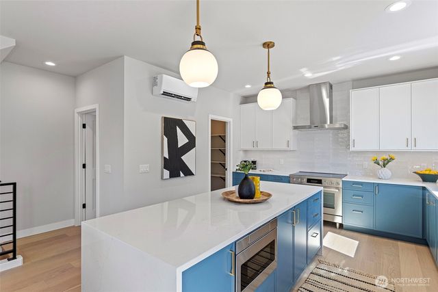 4116 NE 60th Street, Seattle, WA 98115
