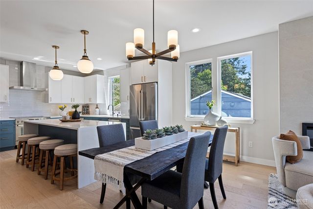 4116 NE 60th Street, Seattle, WA 98115
